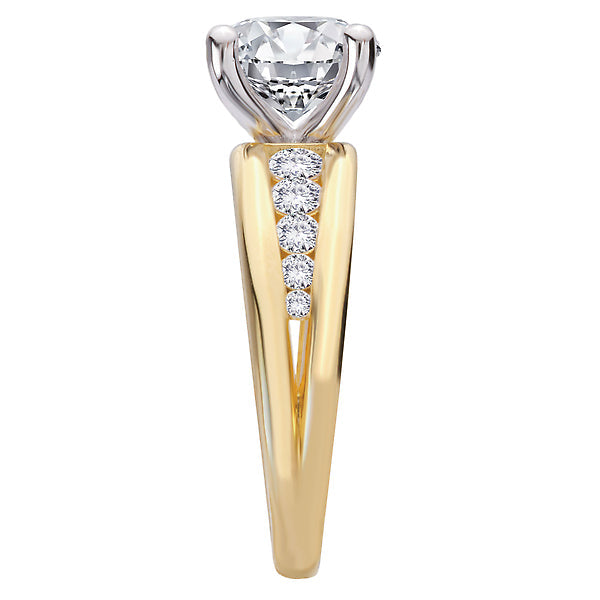 Round Semi-Mount Diamond Engagement Ring