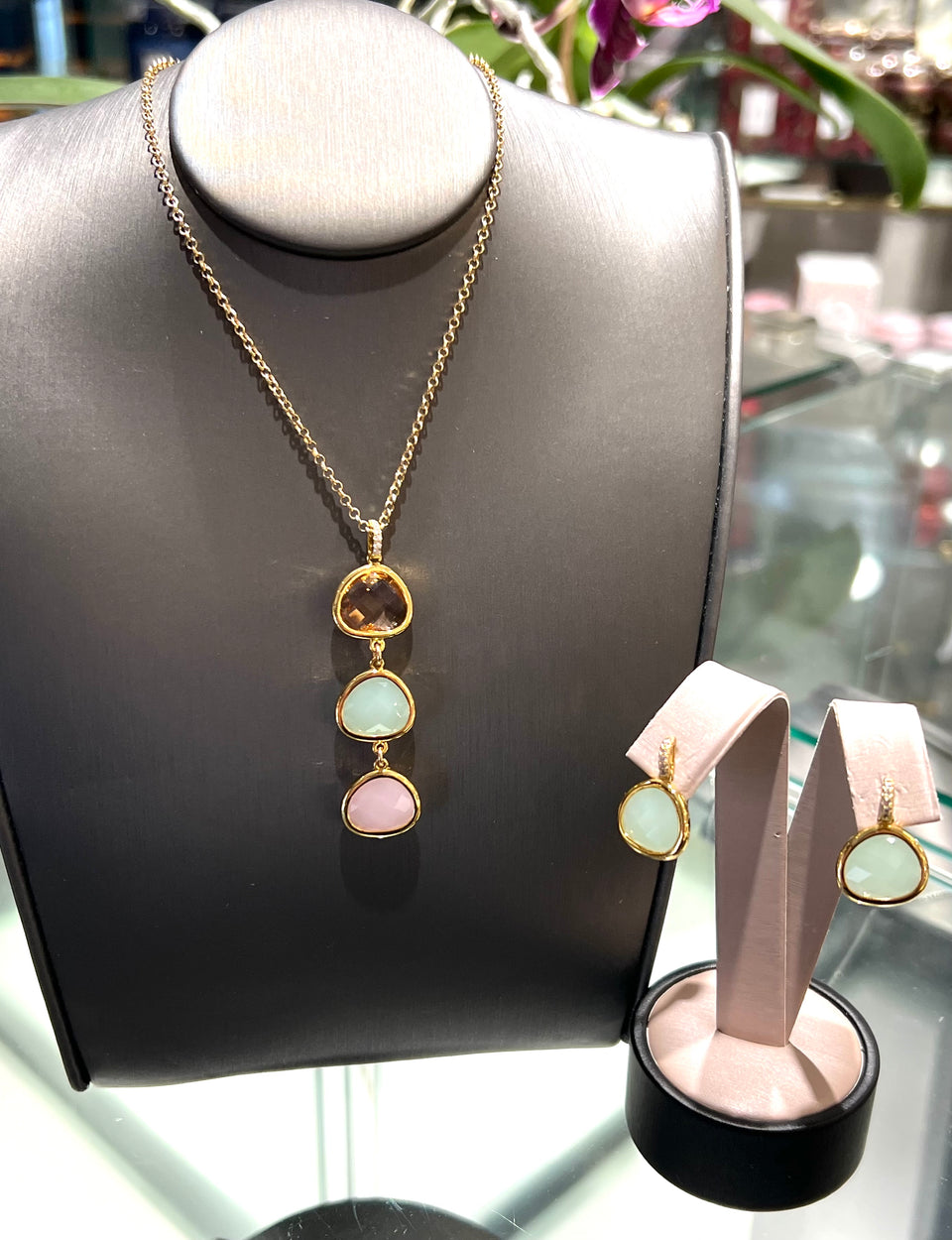 MOTHER’S DAY SIP AND SHOP